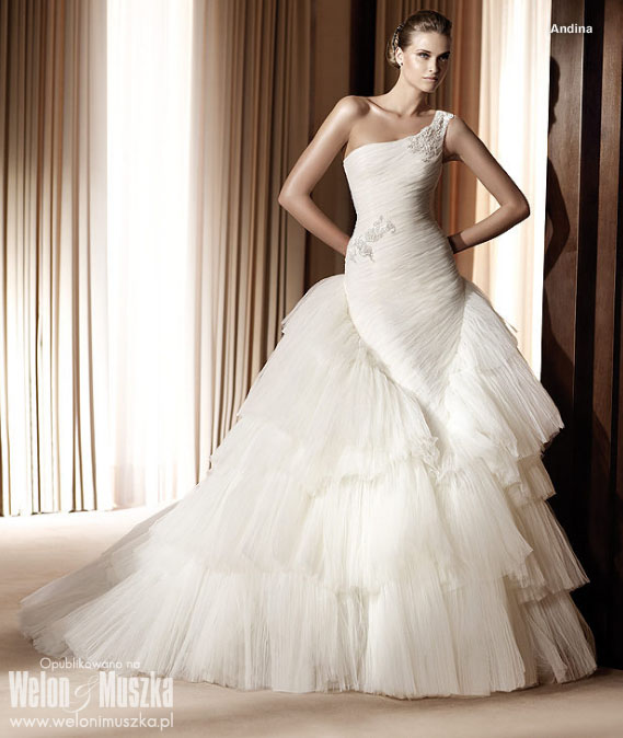 pronovias costura2